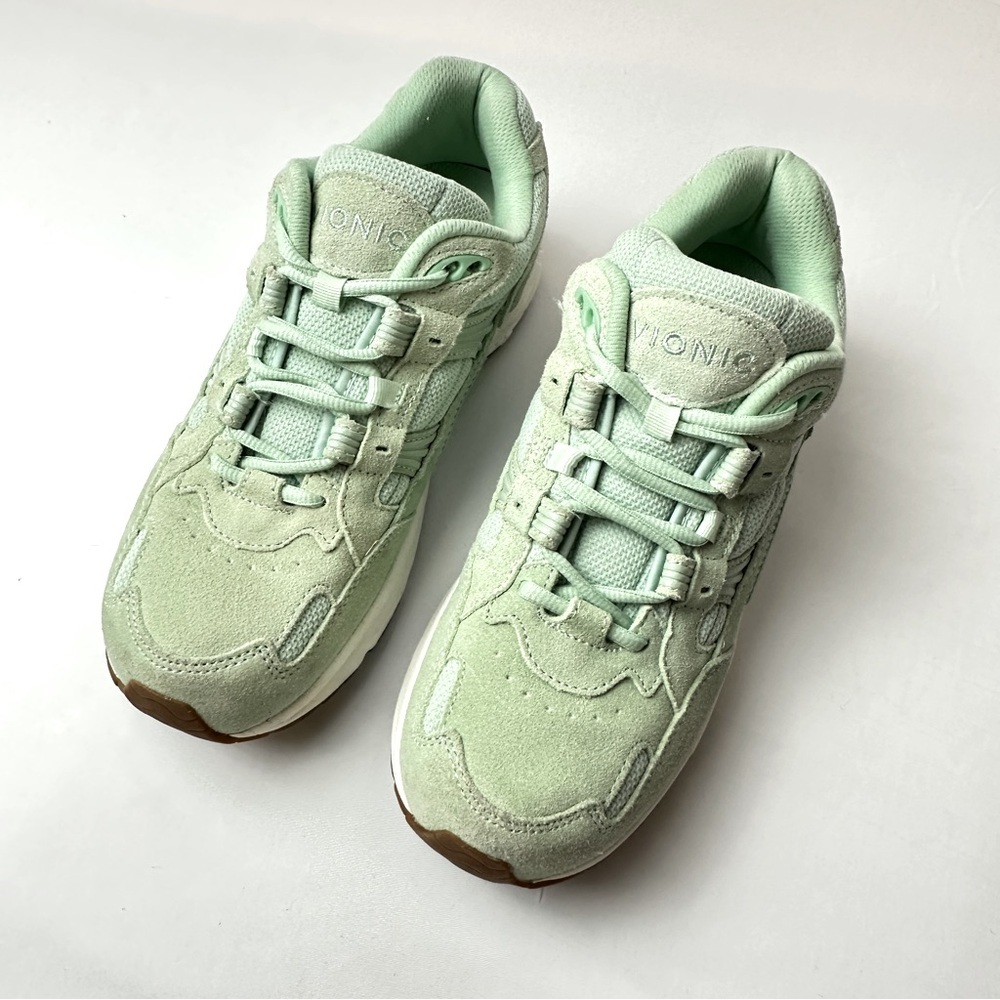 Vionic Classic Walker III Menta Green Active Motion Sneaker 10 - Picture 2 of 11